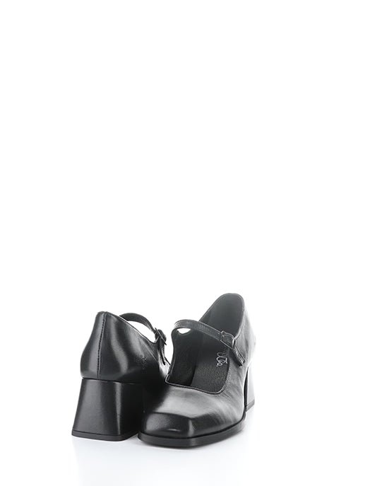 Amaya Black Cordero Leather