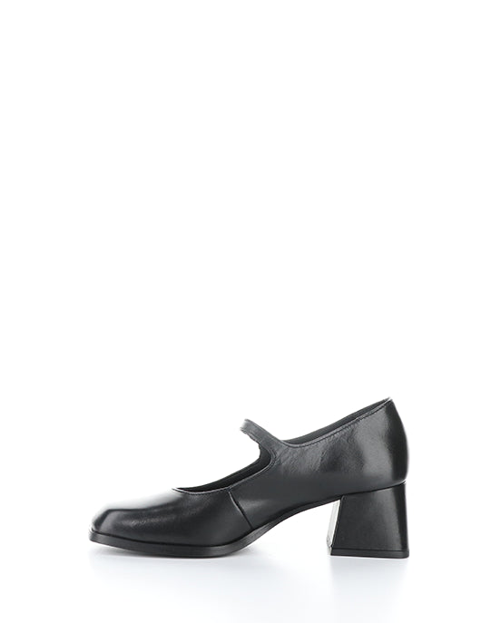 Amaya Black Cordero Leather