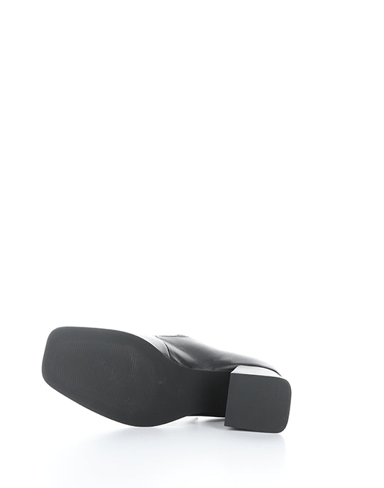 Amaya Black Cordero Leather