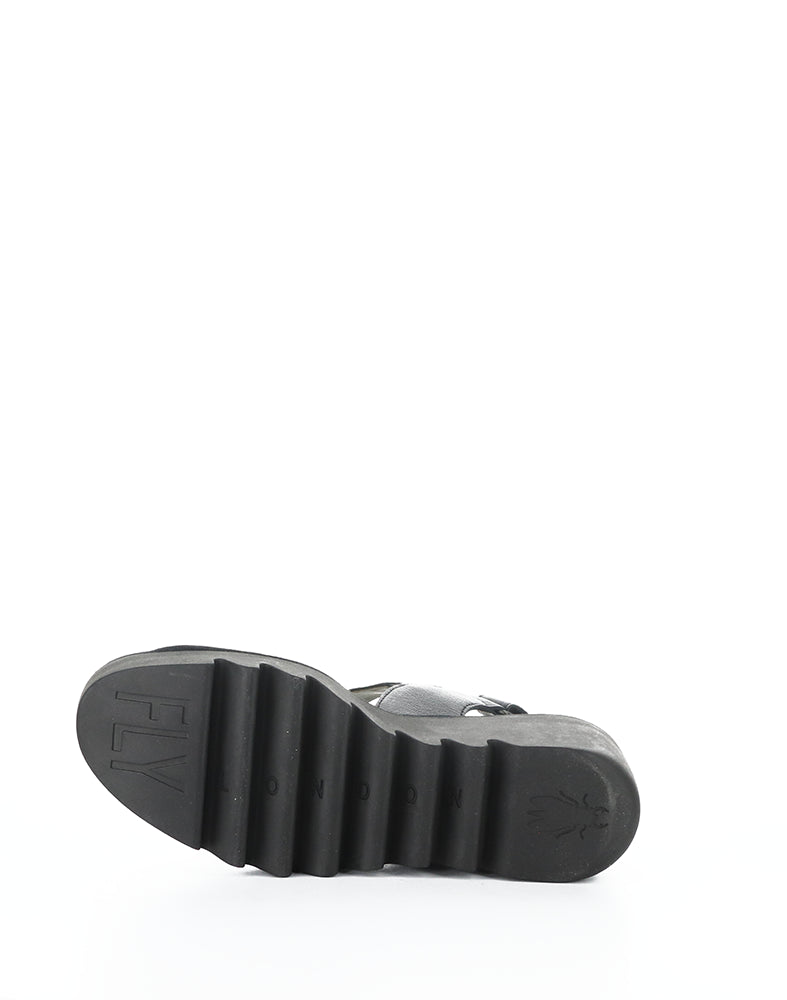 Basy605Fly 001 Black/Graphite Idra