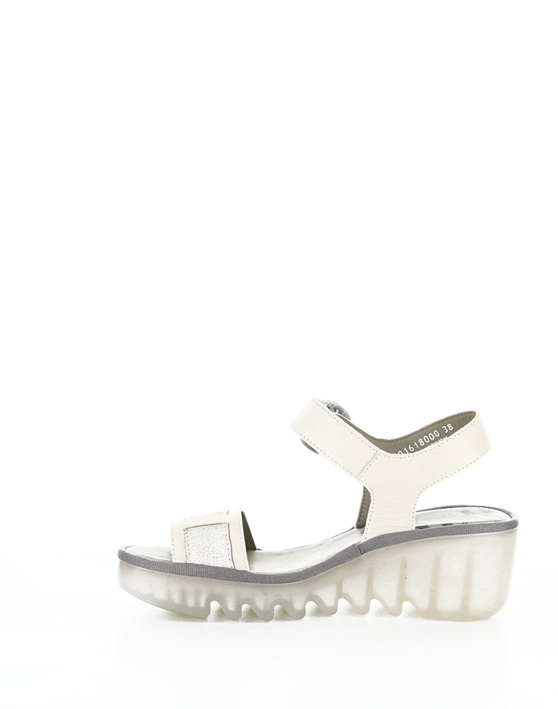 Beik618Fly 000 Off White/Pl Mousse/Cool