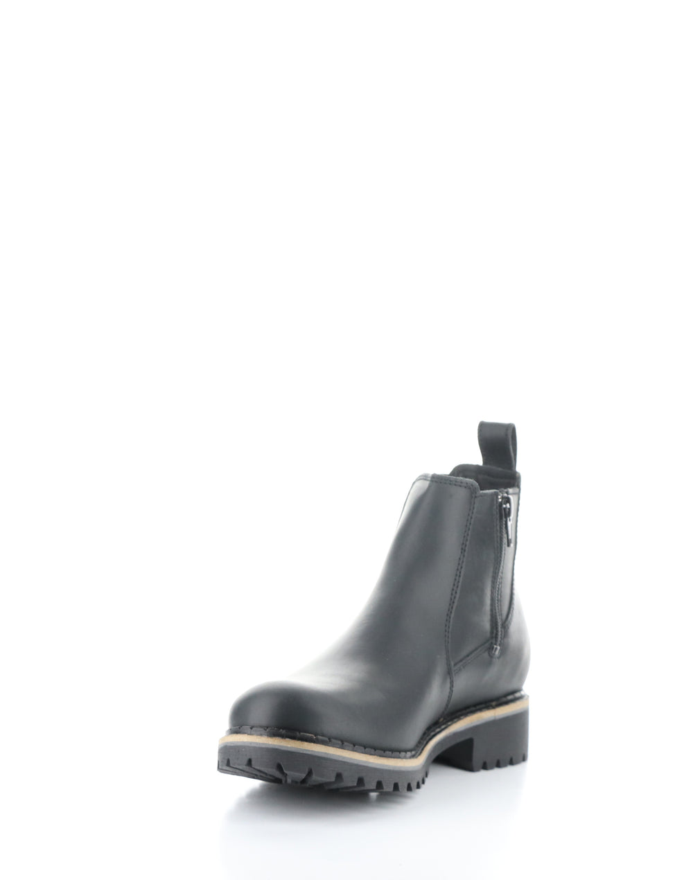 CAMDEN BLACK Round Toe Boots