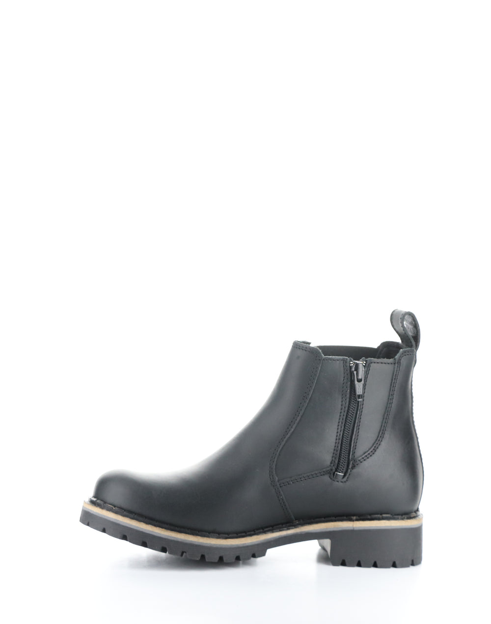 CAMDEN BLACK Round Toe Boots