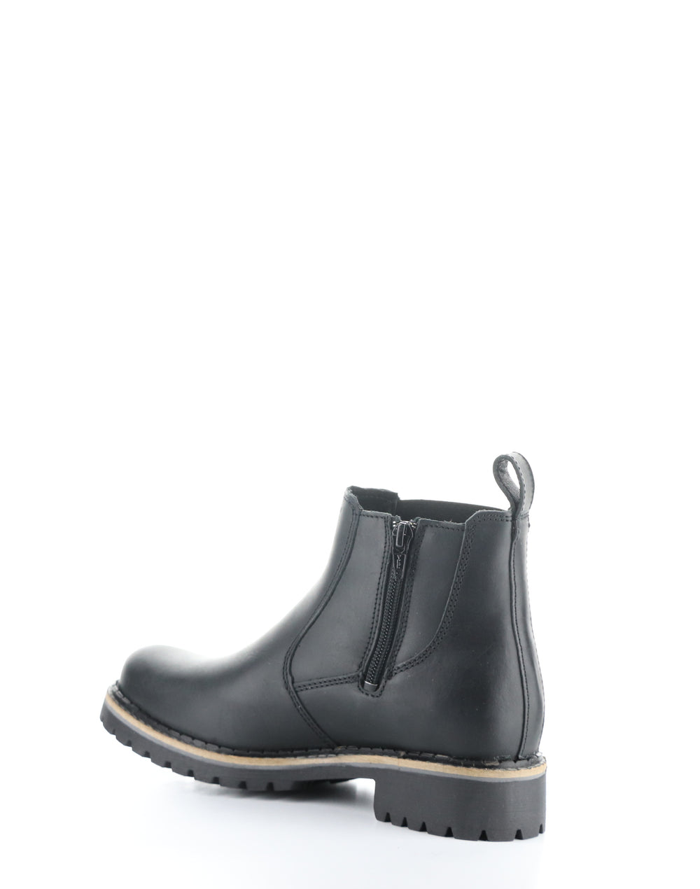 CAMDEN BLACK Round Toe Boots