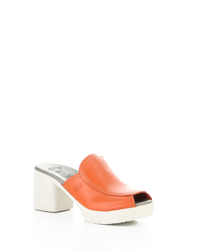 Flae425Fly 002 Scarlet Brooklyn