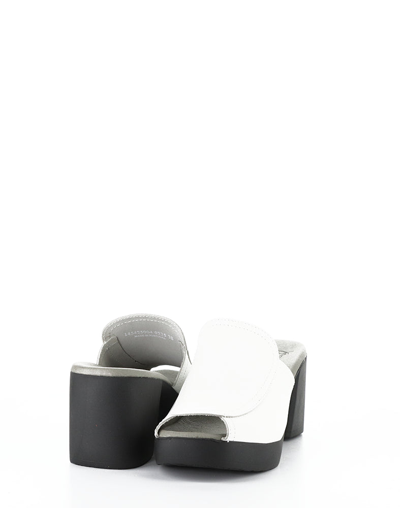 Flae425Fly 004 White Bridle