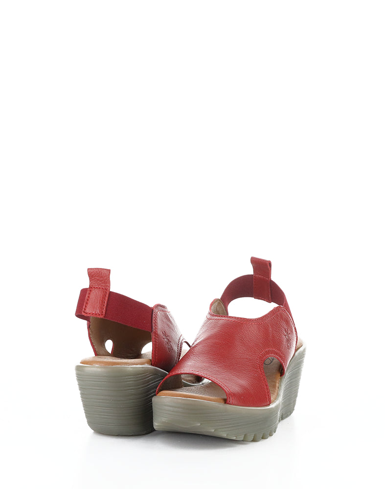 Liku426Fly 006 Lipstick Red Mousse