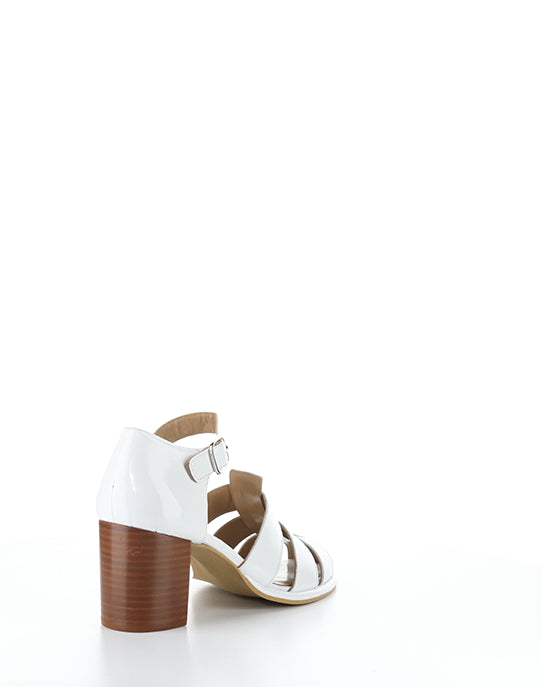 MARG261FLY 000 WHITE NAPPALAK
