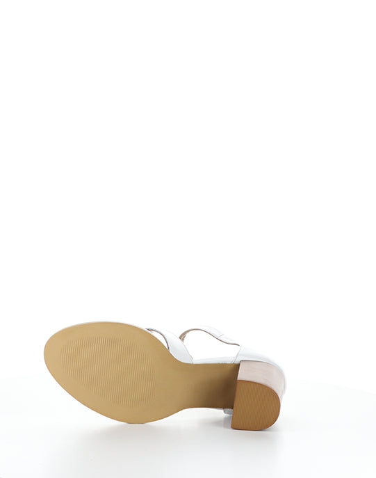 MARG261FLY 000 WHITE NAPPALAK