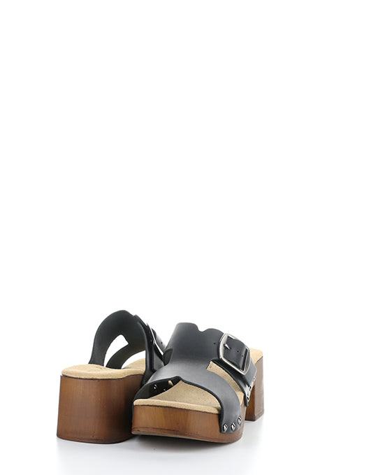 Maris Black Gaucho