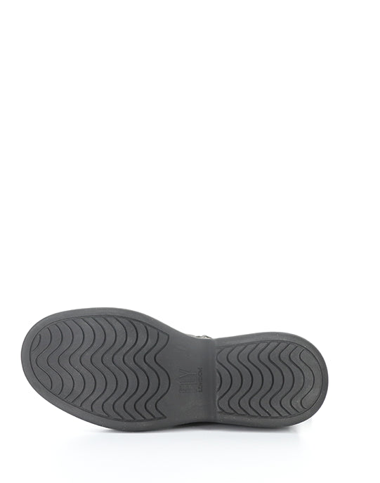 Mebs189Fly 001 Diesel Oil Suede