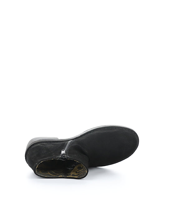 Merk093Fly 005 Black Oil Suede