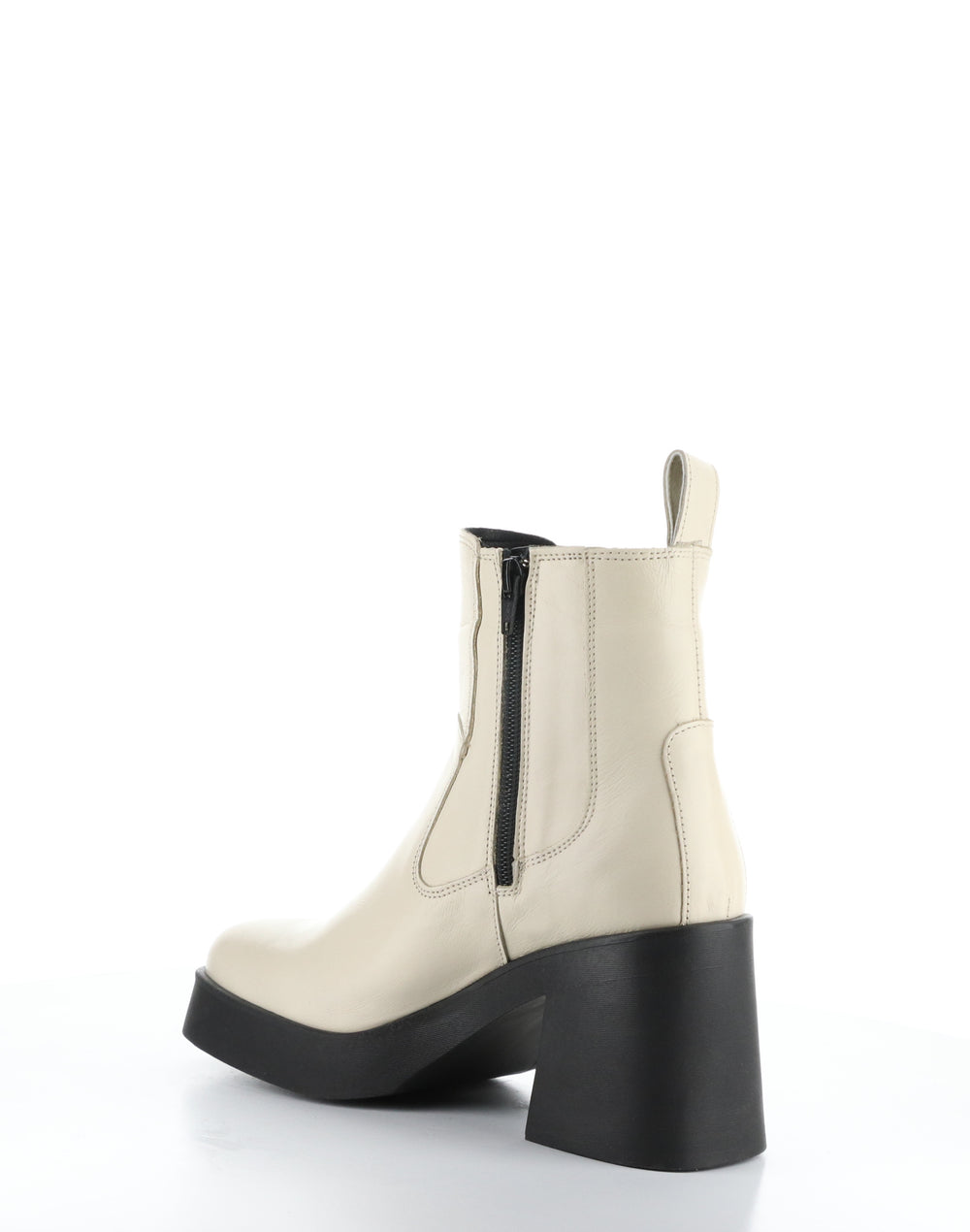 VEIL CREAM/BLACK Round Toe Boots