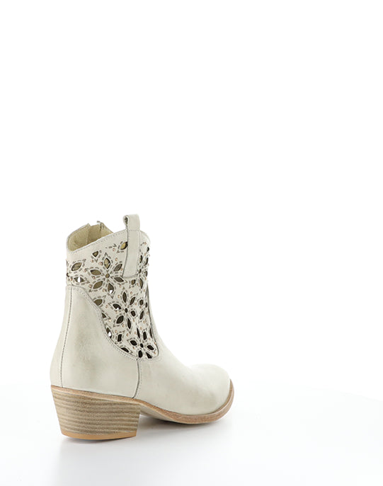 Wail290Fly 001 Off White Velvet