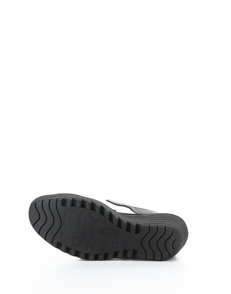 Yaad604Fly 001 White/Black Mousse
