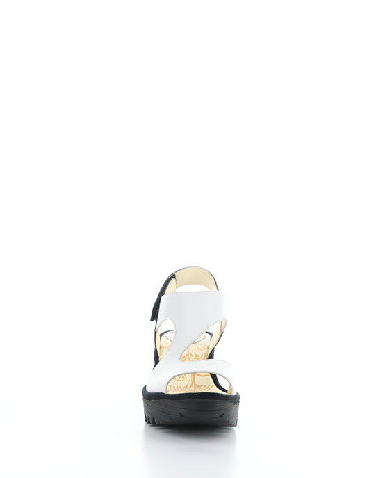 Yoxa576Fly 002 White/Black Mousse
