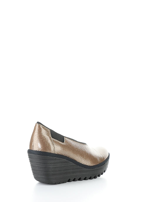 Yoza438Fly 018 Taupe Rock