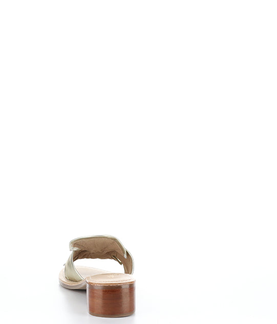 Nova Champagne Metallic Nappa
