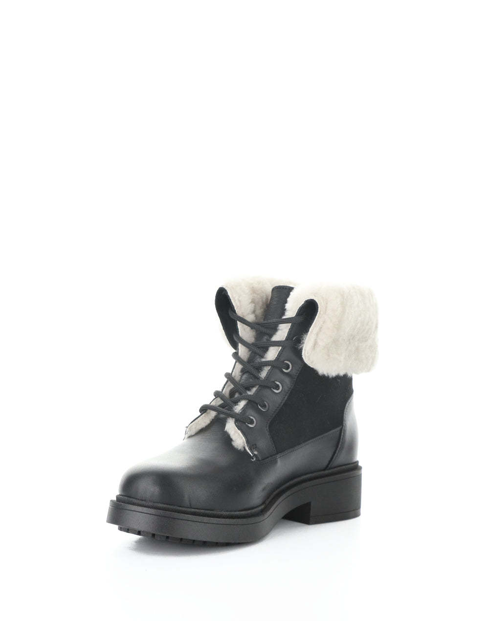 Nyssa Black Feel/Suede