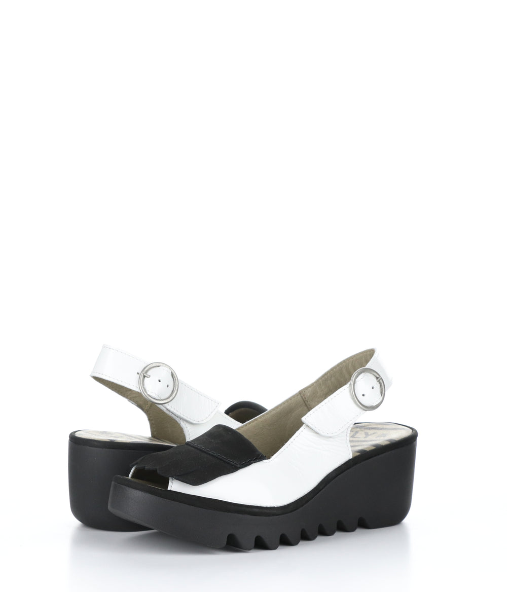 BIND303FLY OFF WHITE/BLACK Round Toe Shoes|BIND303FLY Chaussures à Bout Rond in Blanc