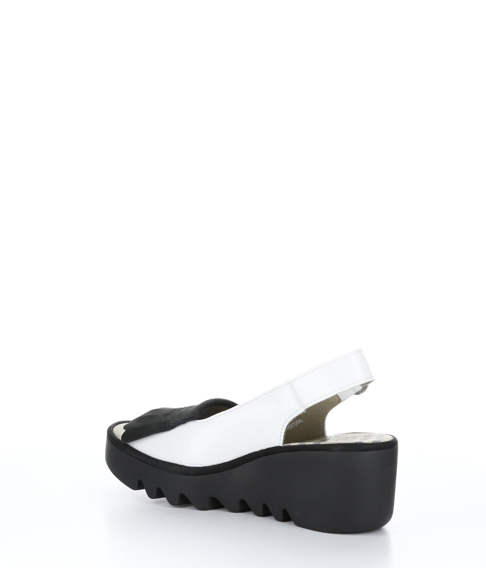 BIND303FLY OFF WHITE/BLACK Round Toe Shoes|BIND303FLY Chaussures à Bout Rond in Blanc