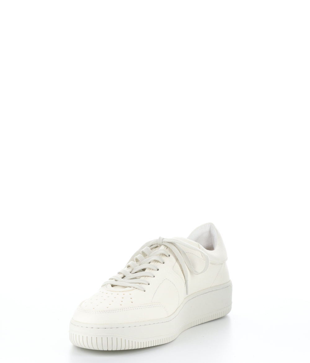 BUDE516FLY OFF WHITE Round Toe Shoes|BUDE516FLY Chaussures à Bout Rond in Blanc
