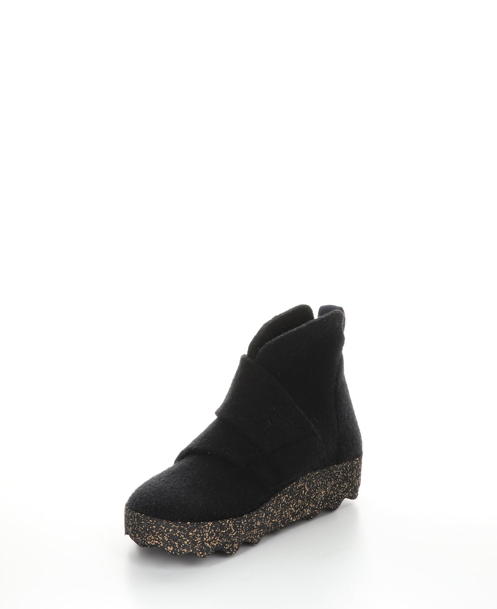 CASE L Black Velcro Boots|CASE L Bottines à Bout Rond in Noir