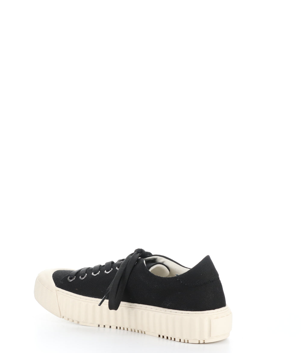 CHAYA BLACK Lace-up Trainers|CHAYA Baskets à Lacets in Noir