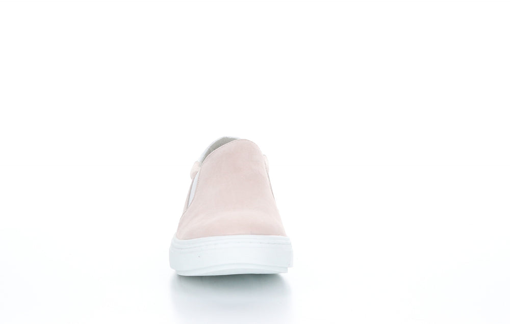 CHUSKA Pink Slip-on Shoes|CHUSKA Chaussures à Enfiler in Rose