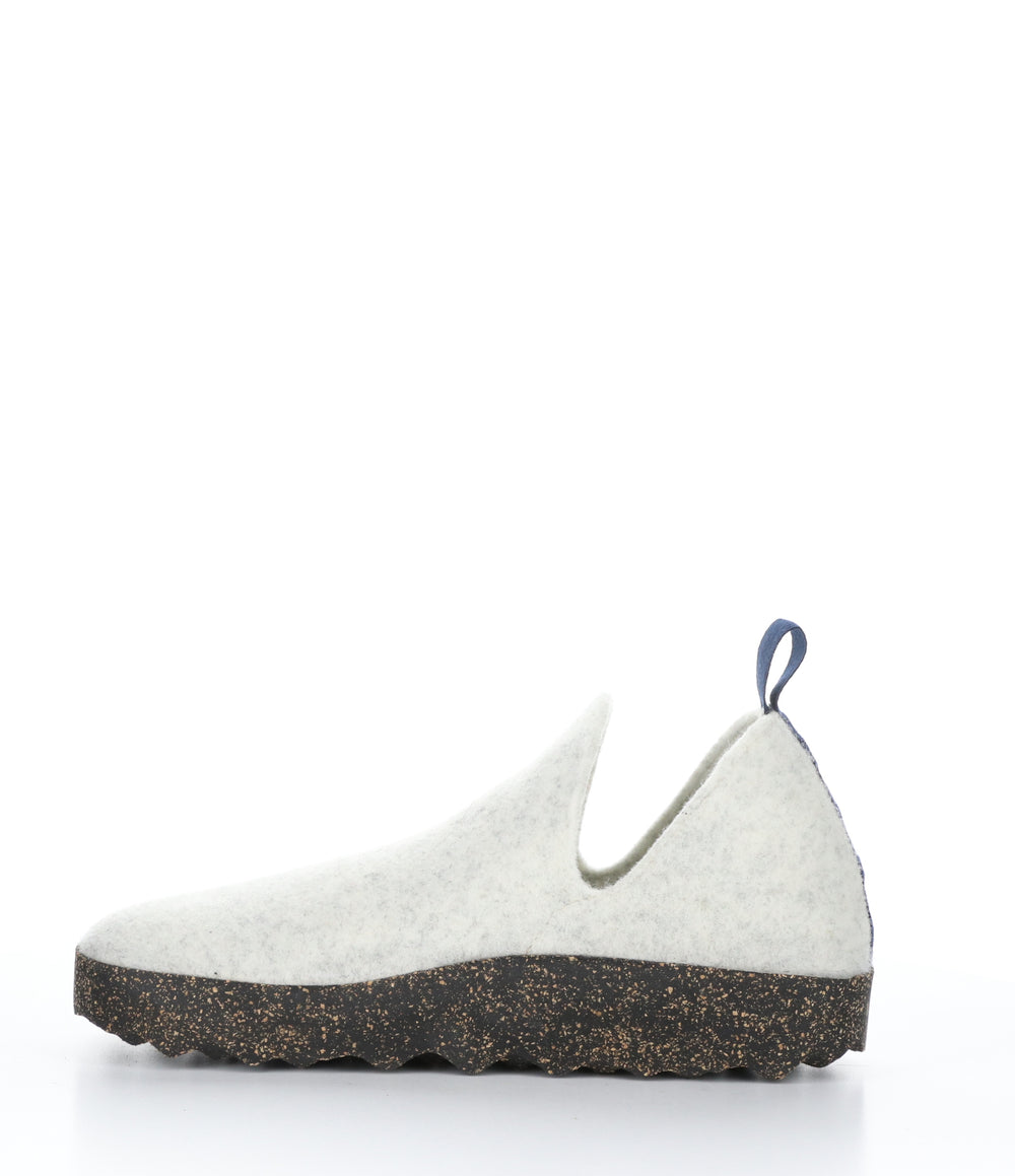 CITY WHITE Round Toe Shoes|CITY Chaussures à Bout Rond in Blanc