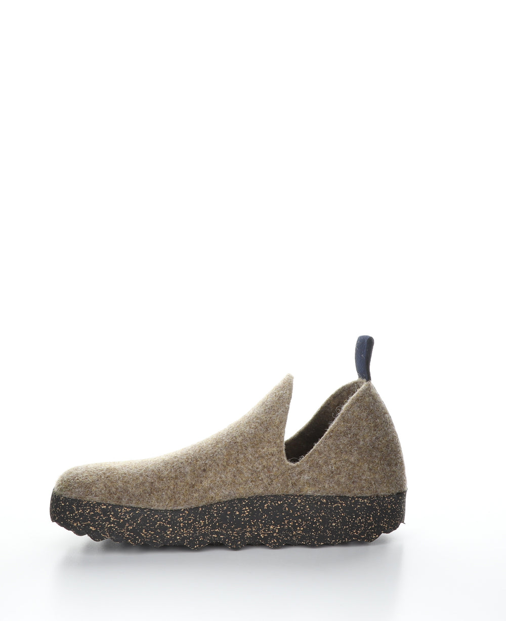 CITYM Taupe Round Toe Shoes|CITYM Chaussures à Bout Rond in Beige