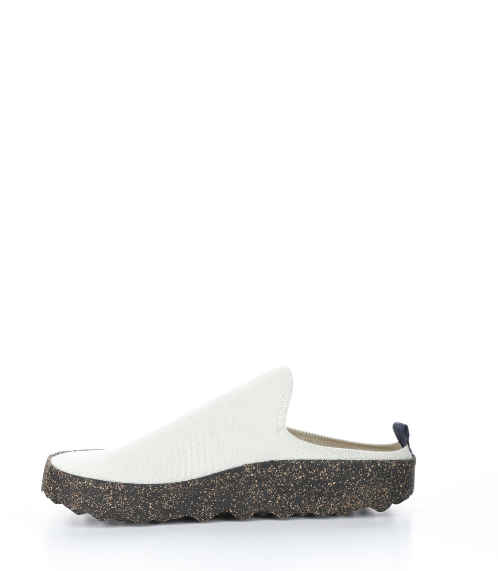 CLOG102ASP WARM GREY/BLACK Slip-on Shoes|CLOG102ASP Chaussures à Bout Rond in Gris