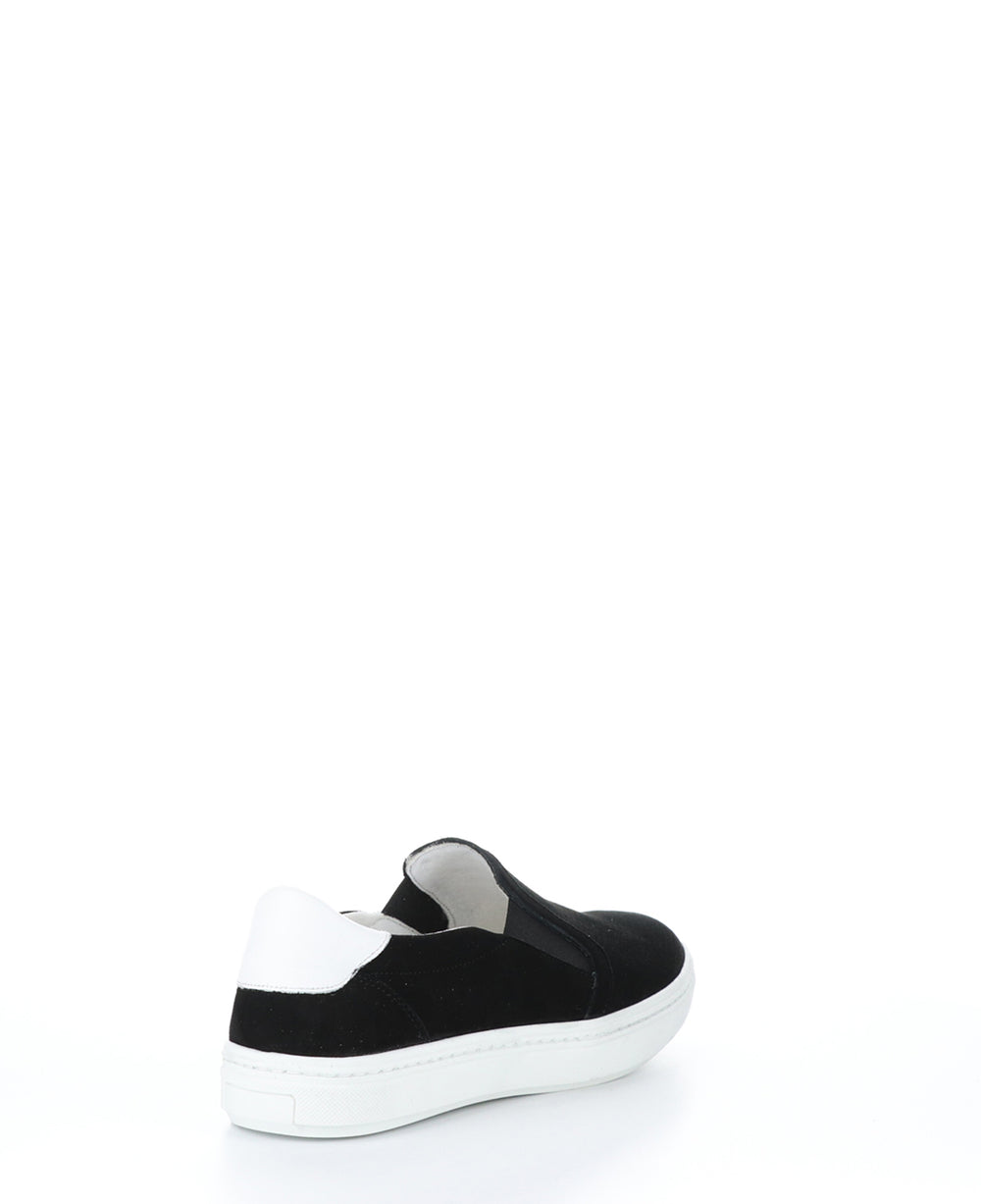 CYBILL BLACK Slip-on Shoes|CYBILL Chaussures à Enfiler in Noir|CYBILL Baskets à Enfiler in Noir