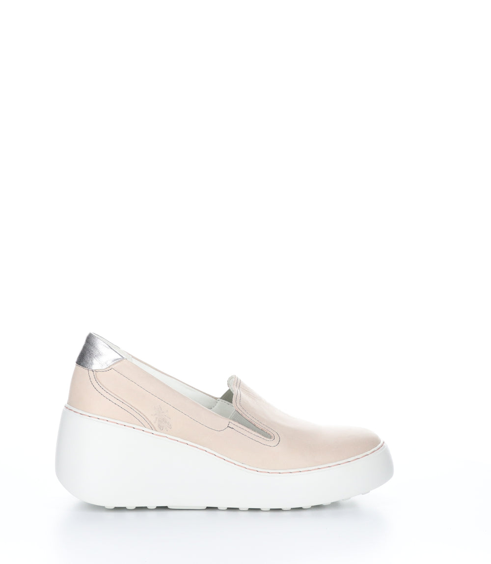 DECA459FLY Mavick Rose Slip-on Trainers|DECA459FLY Baskets à Enfiler in Rose