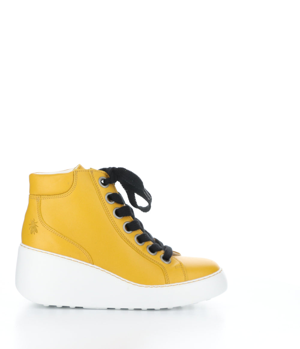 DICE468FLY 002 MUSTARD Hi-Top Shoes