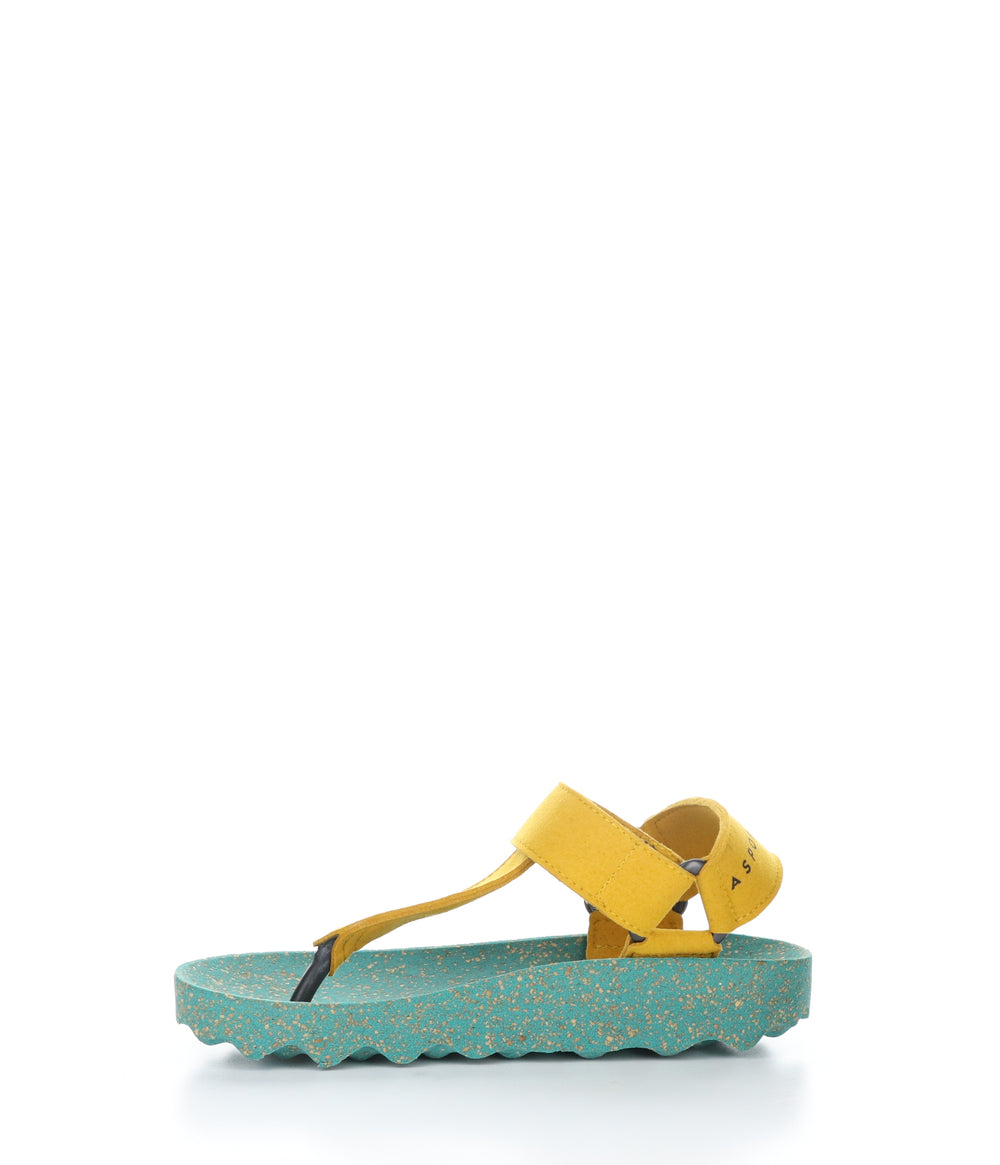 FIZZ_L Yellow Suede Thong Sandals|FIZZ_L Sandales Entre Doigts in Daim Jaune