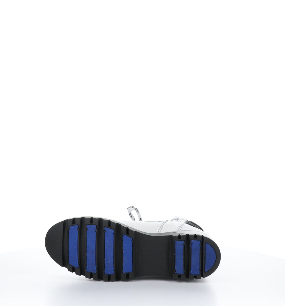 GATOR PRIMA White/Black Zip Up Ankle Boots|GATOR PRIMA Bottines avec Fermeture Zippée in Blanc
