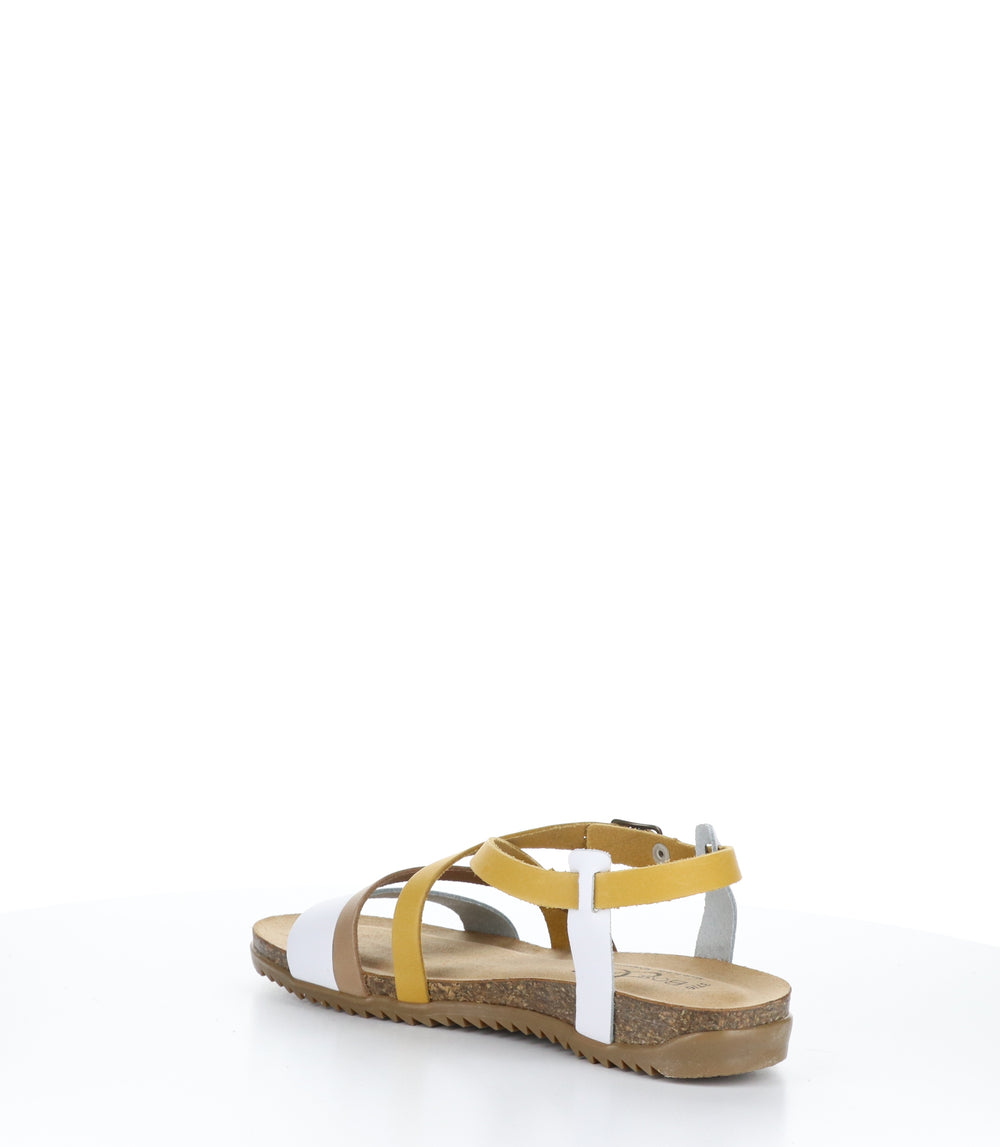 LAIN Multi Yellow Round Toe Sandals|LAIN Sandales à Bout Rond in Jaune