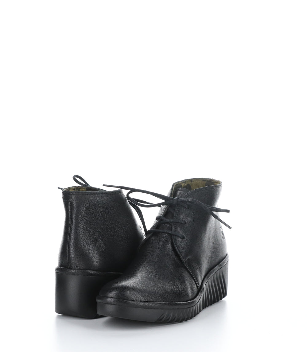 LARE335FLY Black Round Toe Ankle Boots
