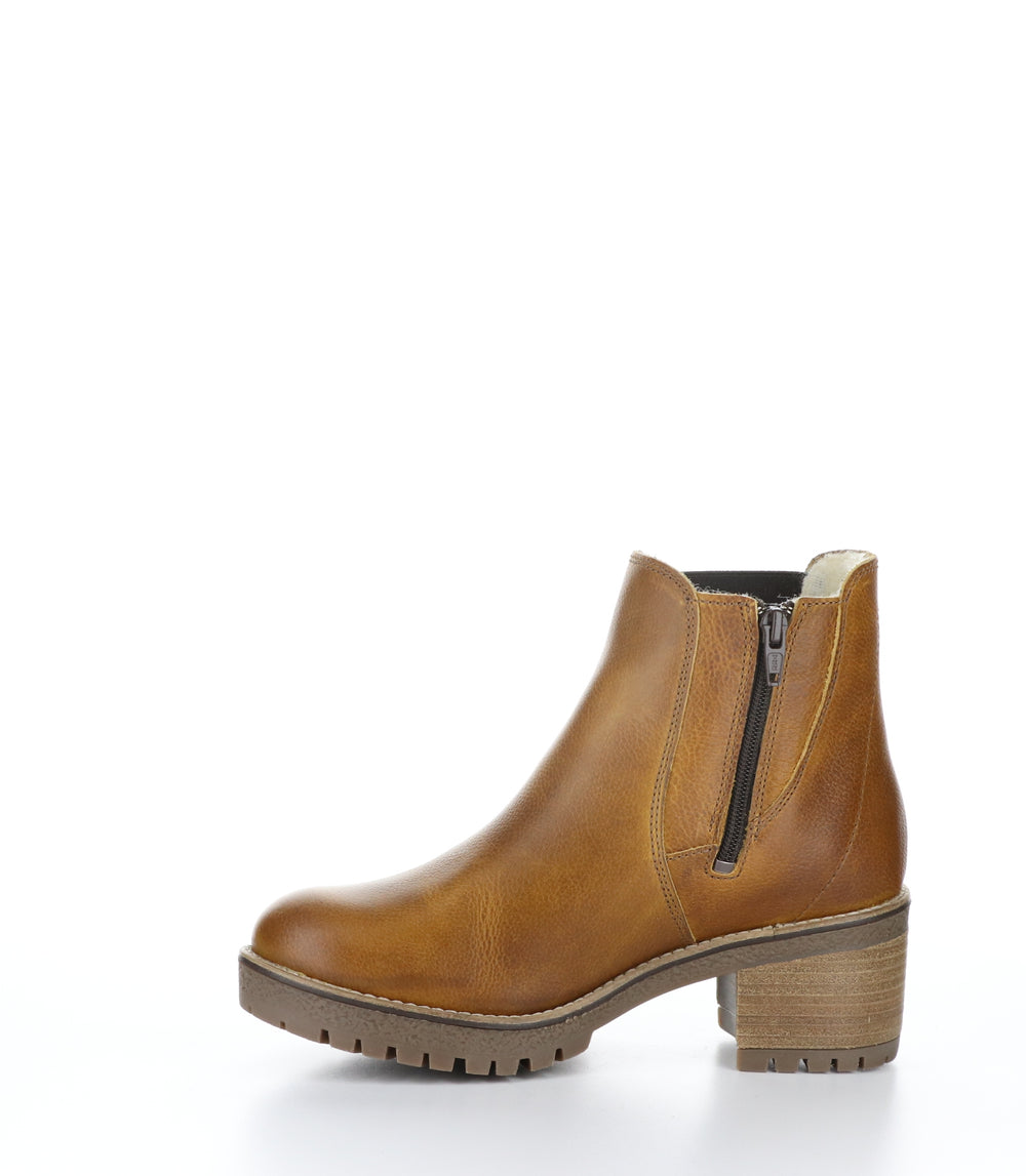 MASI Cognac Zip Up Ankle Boots|MASI Bottines avec Fermeture Zippée in Marron