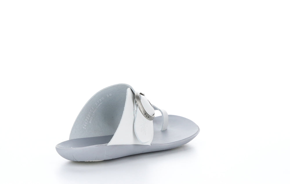 MICA758FLY Bridle Off White Open Toe Mules|MICA758FLY Mules à Bout Ouvert in Blanc