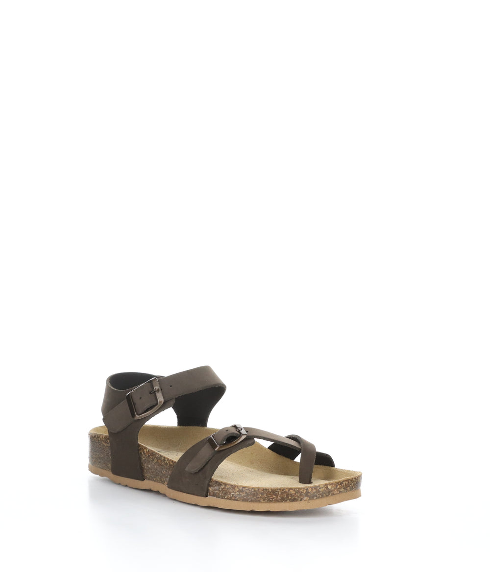 PRIOR CHOCOLATE Buckle Sandals|PRIOR Sandales avec Boucle in Marron
