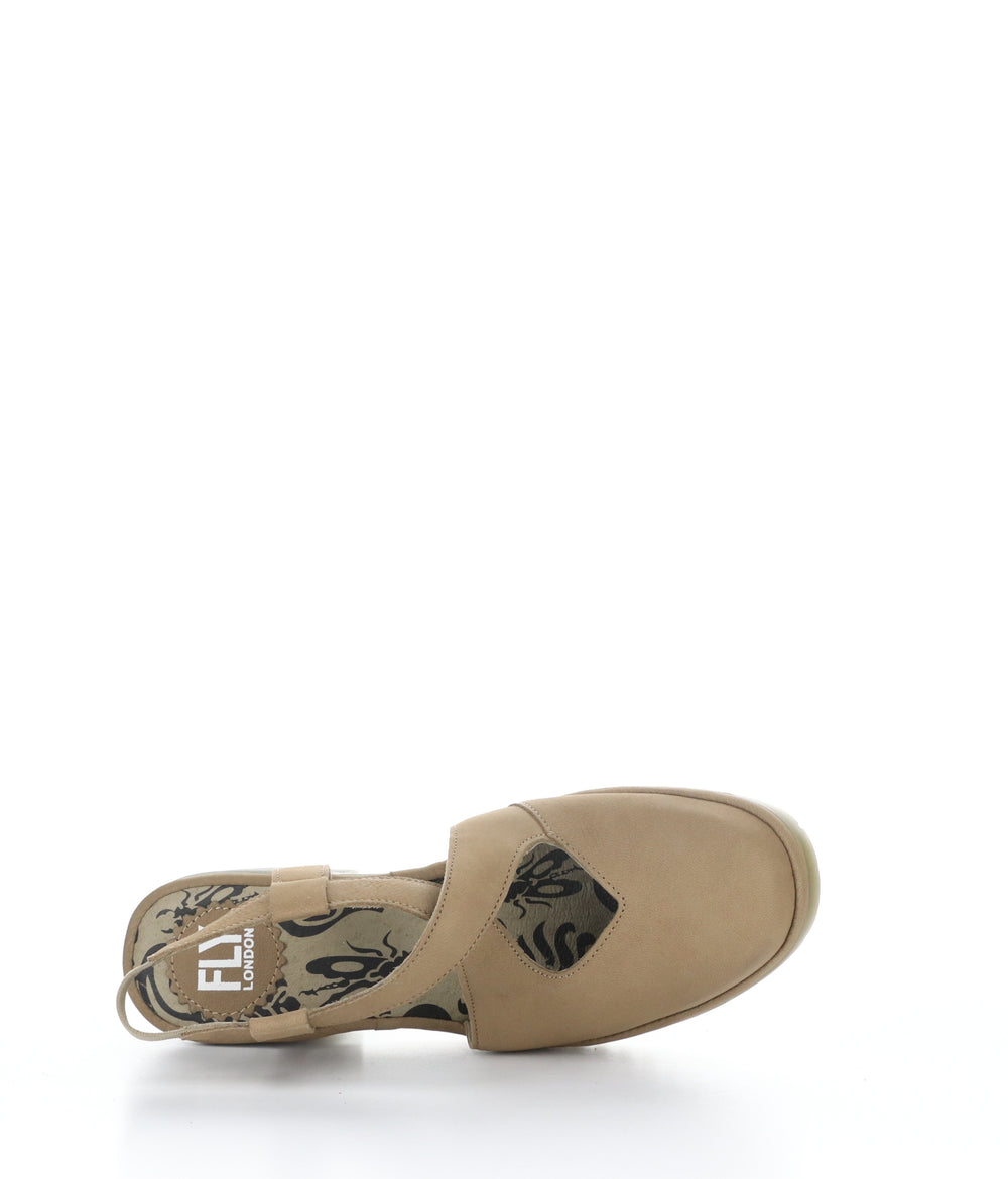 WAGE368FLY SAND Round Toe Shoes|WAGE368FLY Chaussures à Bout Rond in Beige