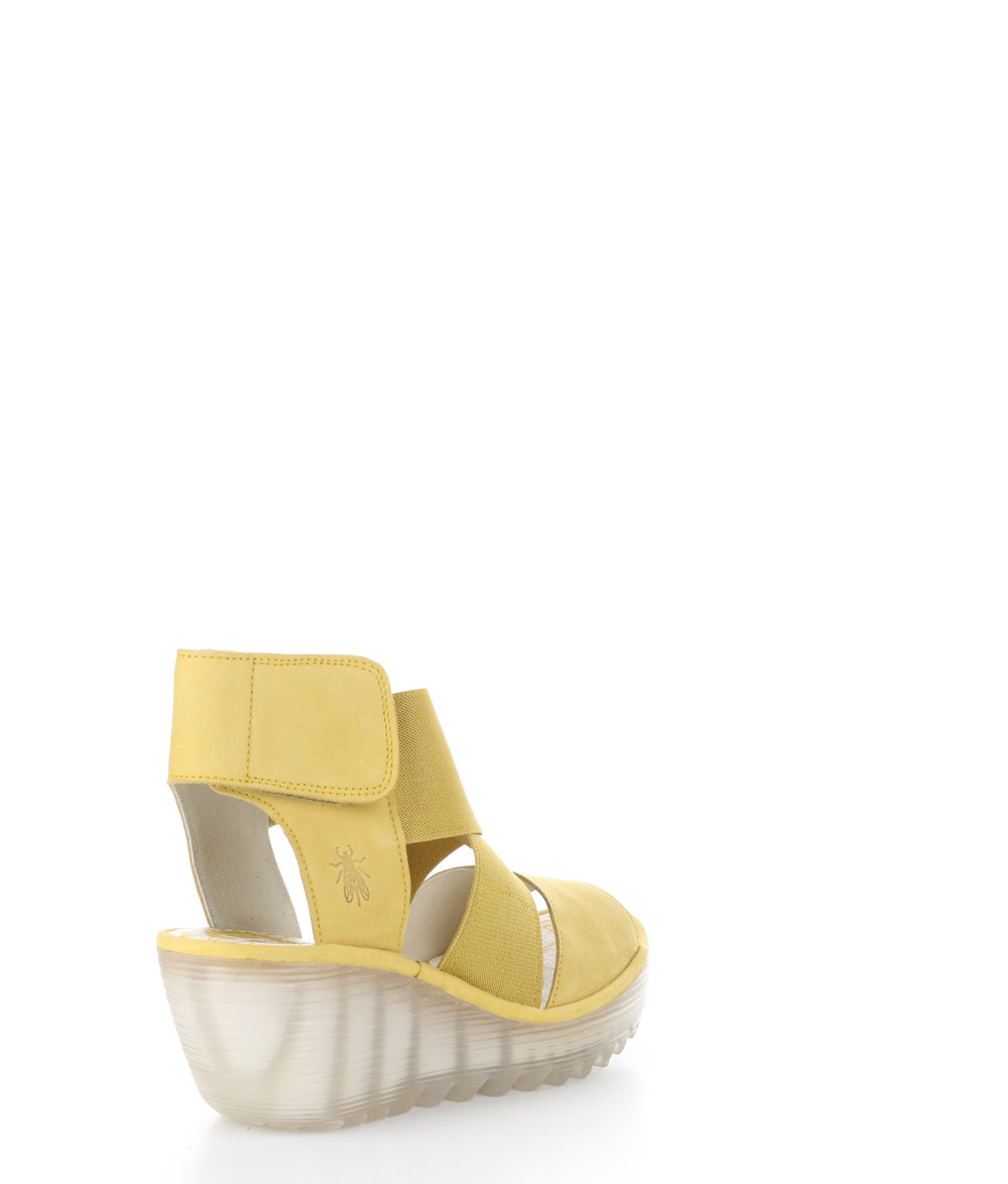 YUBA385FLY BUMBLEBEE Round Toe Shoes|YUBA385FLY Chaussures à Bout Rond in Jaune
